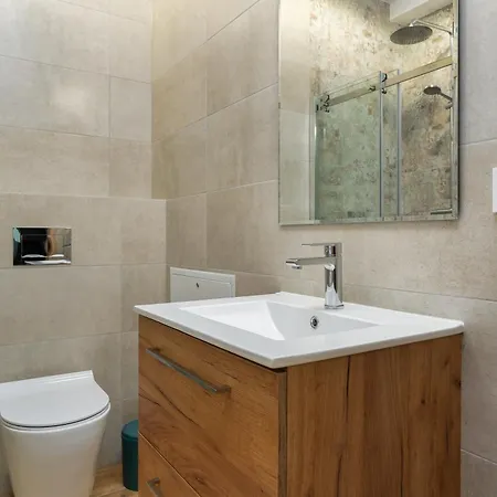 Apartment Dietla Anta *